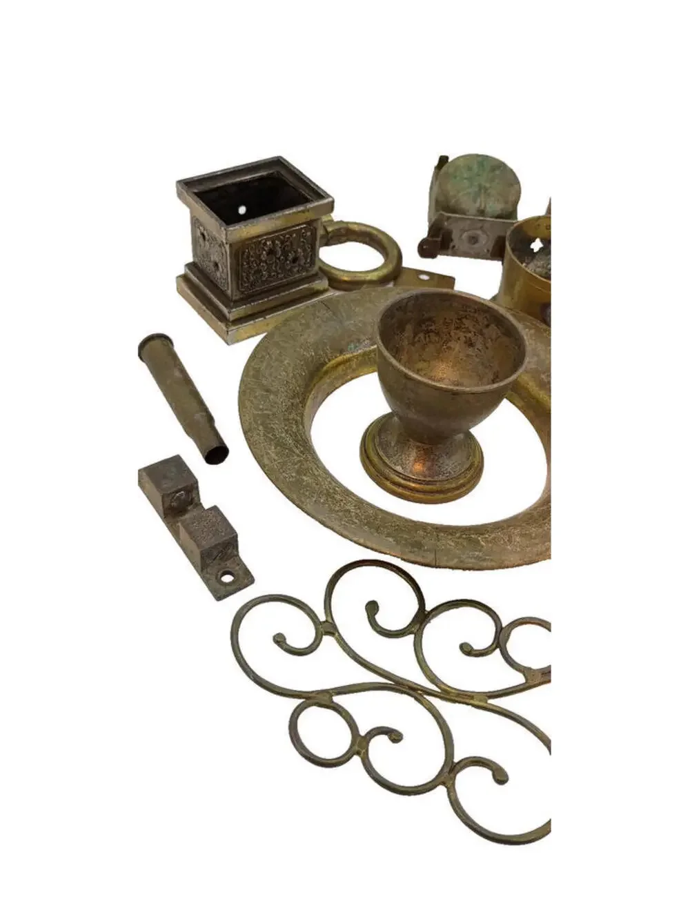 Lot Of Vintage Brass Hardware, Lamp Tops, Drawer Pulls, Bell, Buckles And More